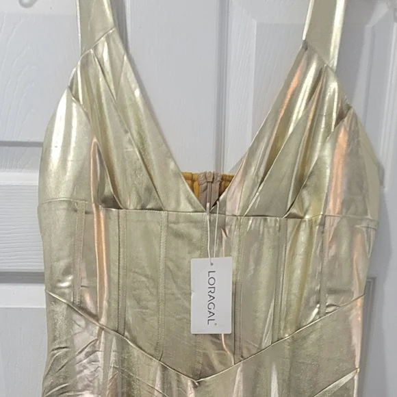 Gold Metallic Dress by Loragal. XL - Picture 3 of 7